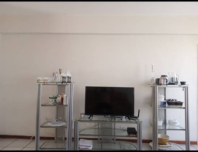 2 BEDROOM SECTIONAL TITLE FOR SALE IN PARKDENE